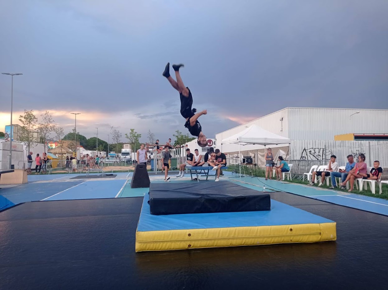 Acrobàcies a la Festa Major