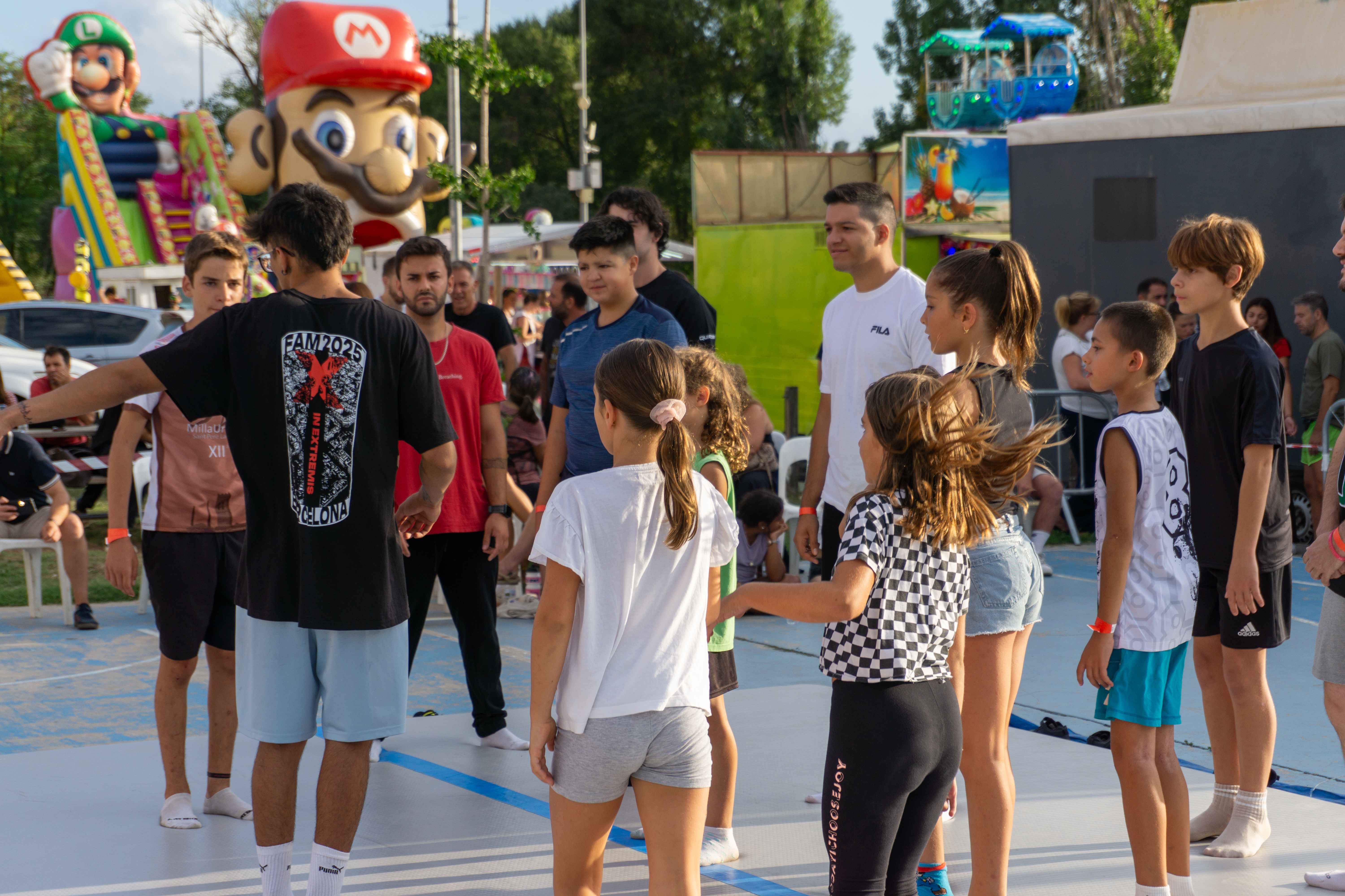 Comunitat i famílies